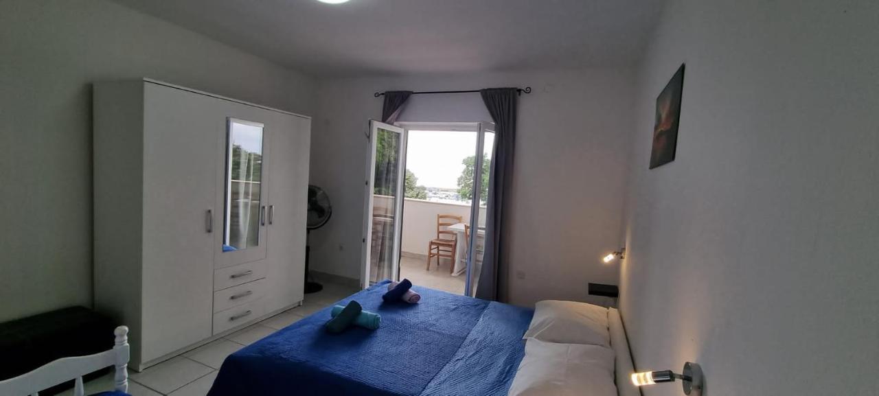 Apartments La Playa พูลา ภายนอก รูปภาพ